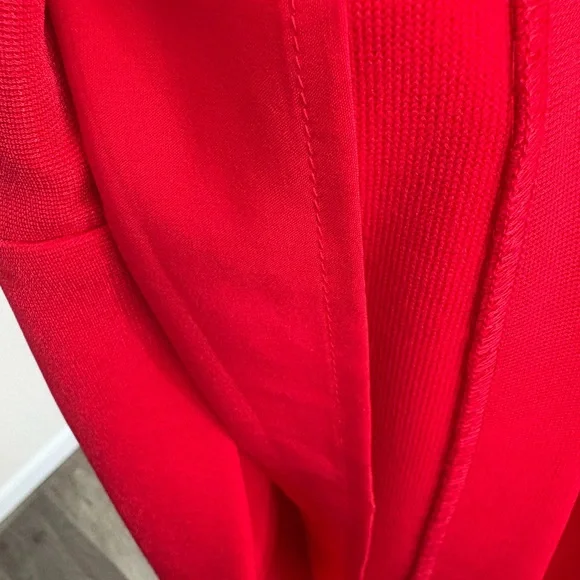 Belle Badgley Mischka Red Cocktail Dress Size 4 Bell Sleeve NWT - Picture 6 of 6